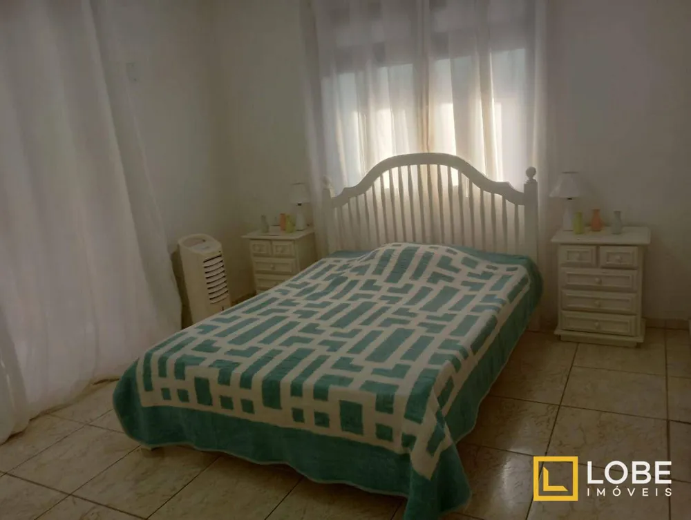 Chácara, 4 quartos, 4377 m² - Foto 4
