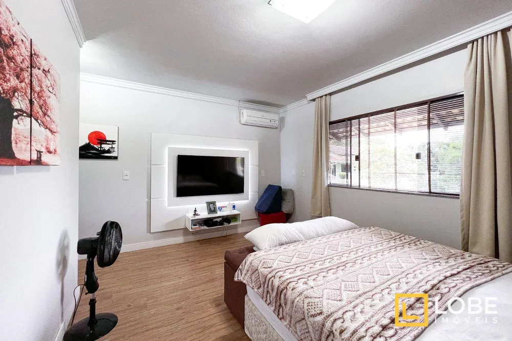 Casa, 5 quartos, 210 m² - Foto 14