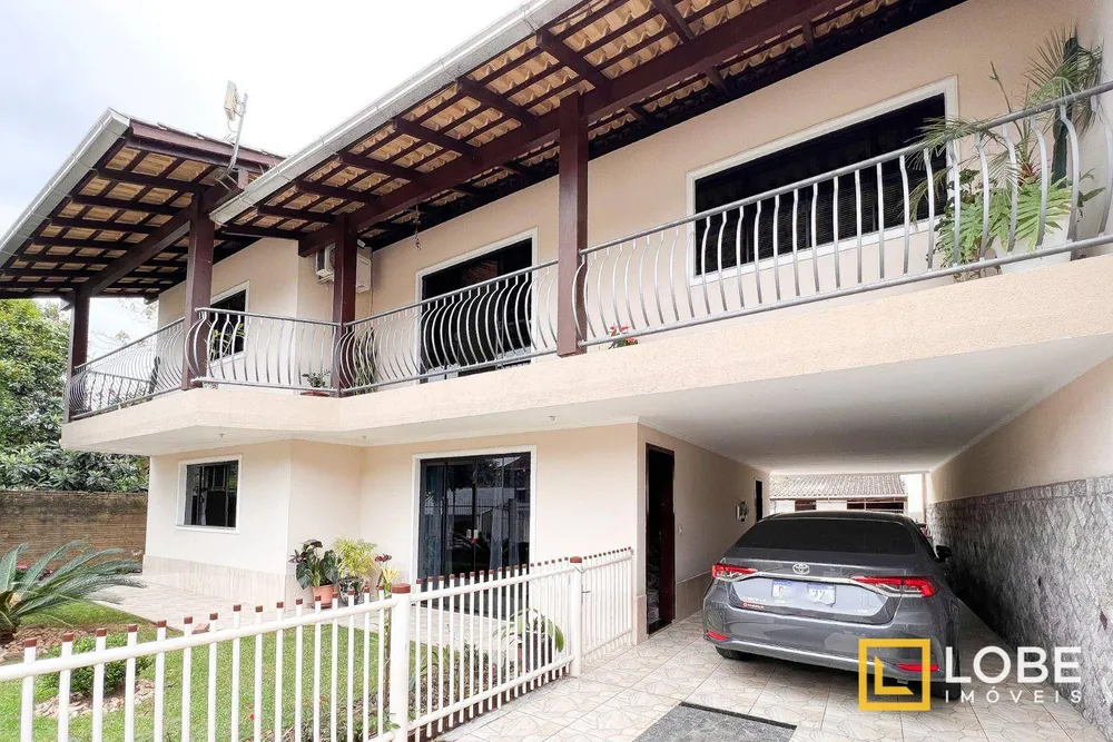 Casa, 5 quartos, 210 m² - Foto 3
