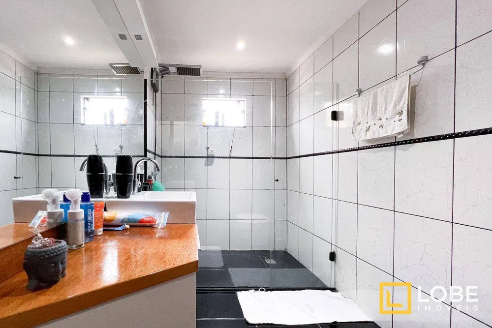 Casa, 5 quartos, 210 m² - Foto 15