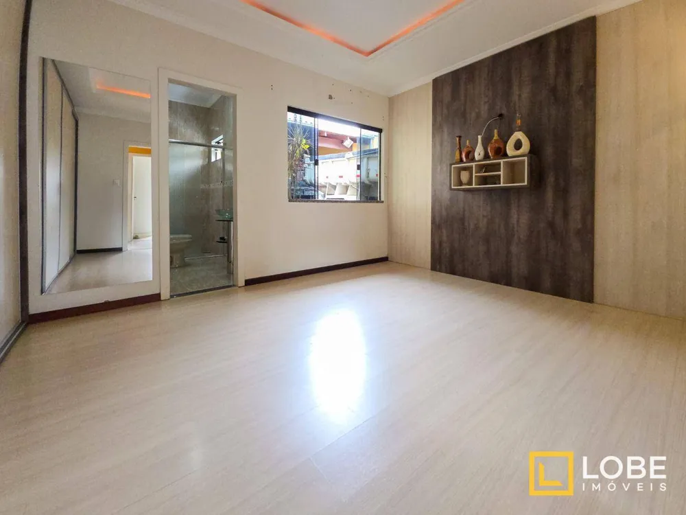 Casa, 3 quartos, 240 m² - Foto 10