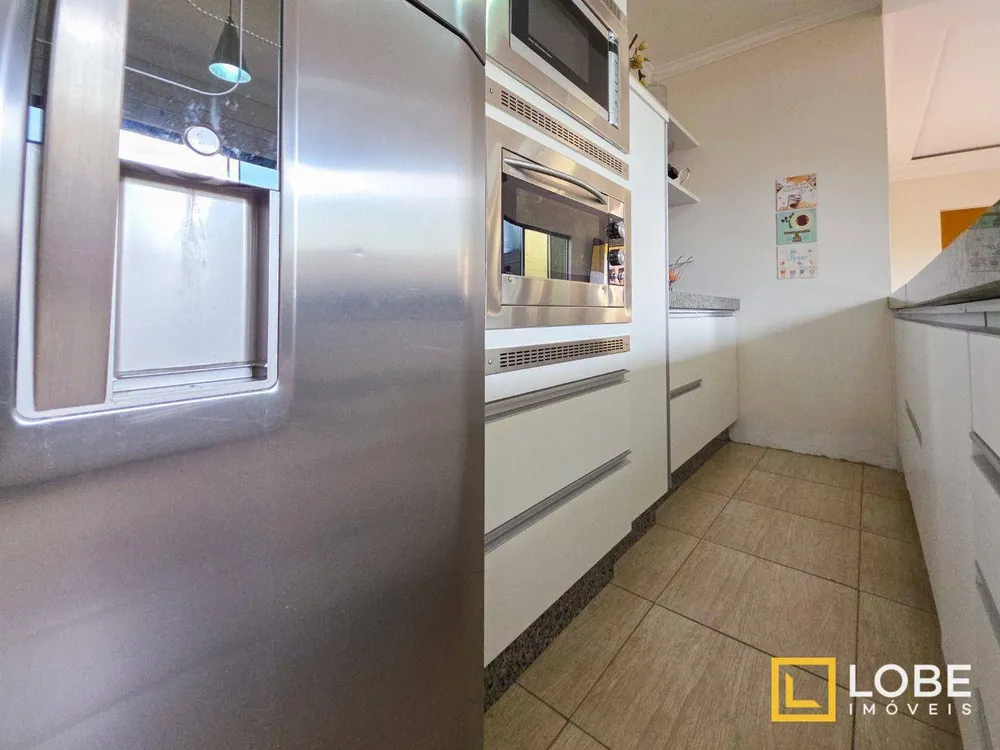 Casa, 3 quartos, 240 m² - Foto 3