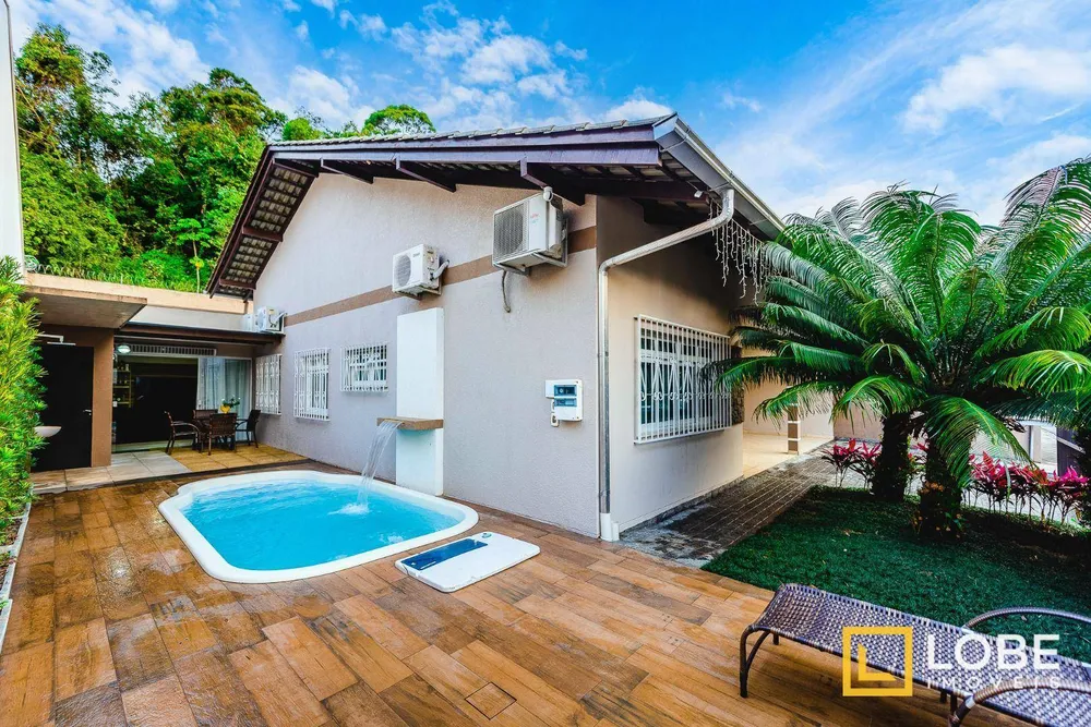 Casa, 4 quartos, 280 m² - Foto 3
