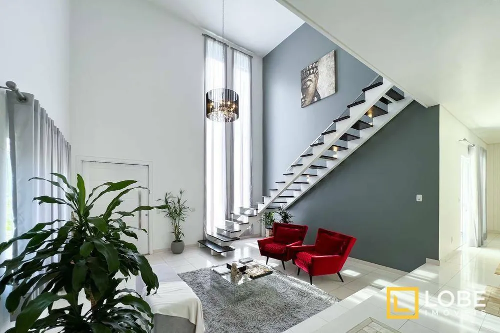 Casa, 3 quartos, 356 m² - Foto 4