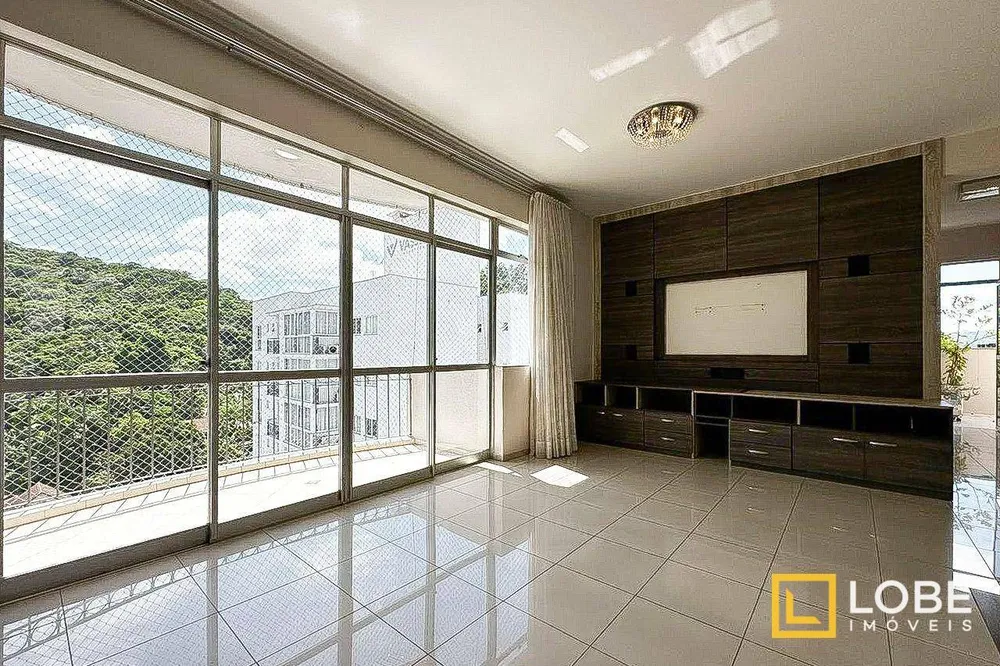 Cobertura, 2 quartos, 221 m² - Foto 1