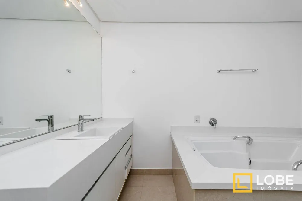 Cobertura, 3 quartos, 331 m² - Foto 9