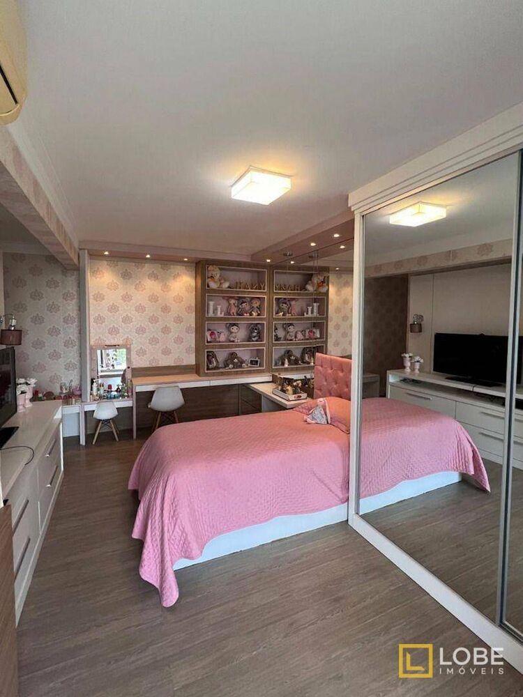 Apartamento à venda com 3 quartos, 140m² - Foto 11