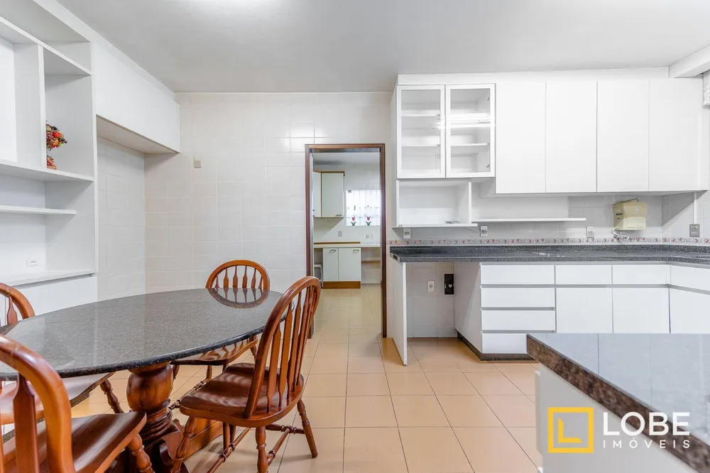 Casa, 3 quartos, 298 m² - Foto 4