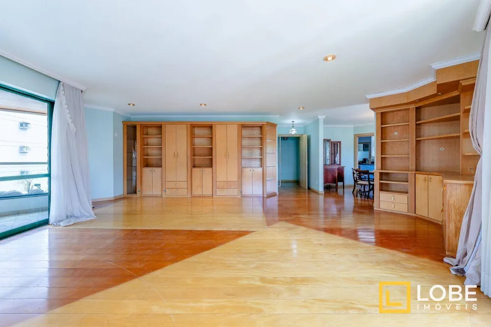Apartamento, 3 quartos, 235 m² - Foto 2