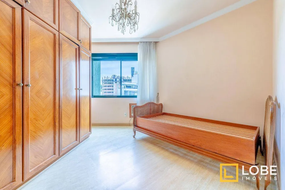 Apartamento, 3 quartos, 235 m² - Foto 9