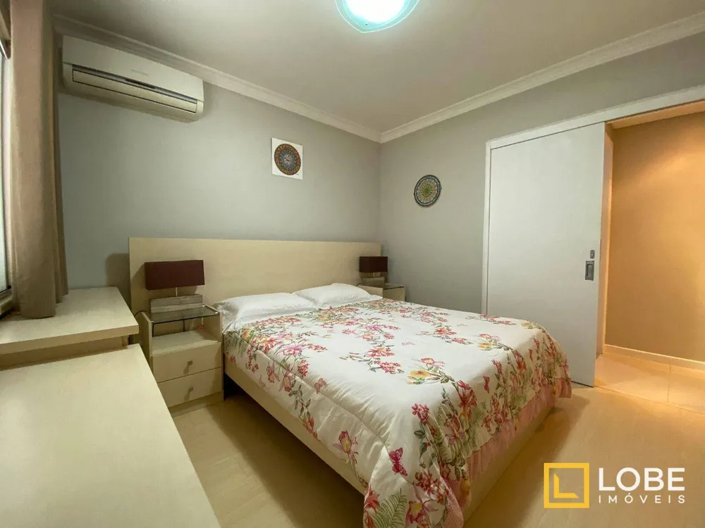 Casa, 4 quartos, 350 m² - Foto 13