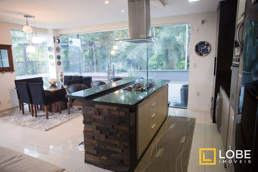 Casa, 3 quartos, 288 m² - Foto 4