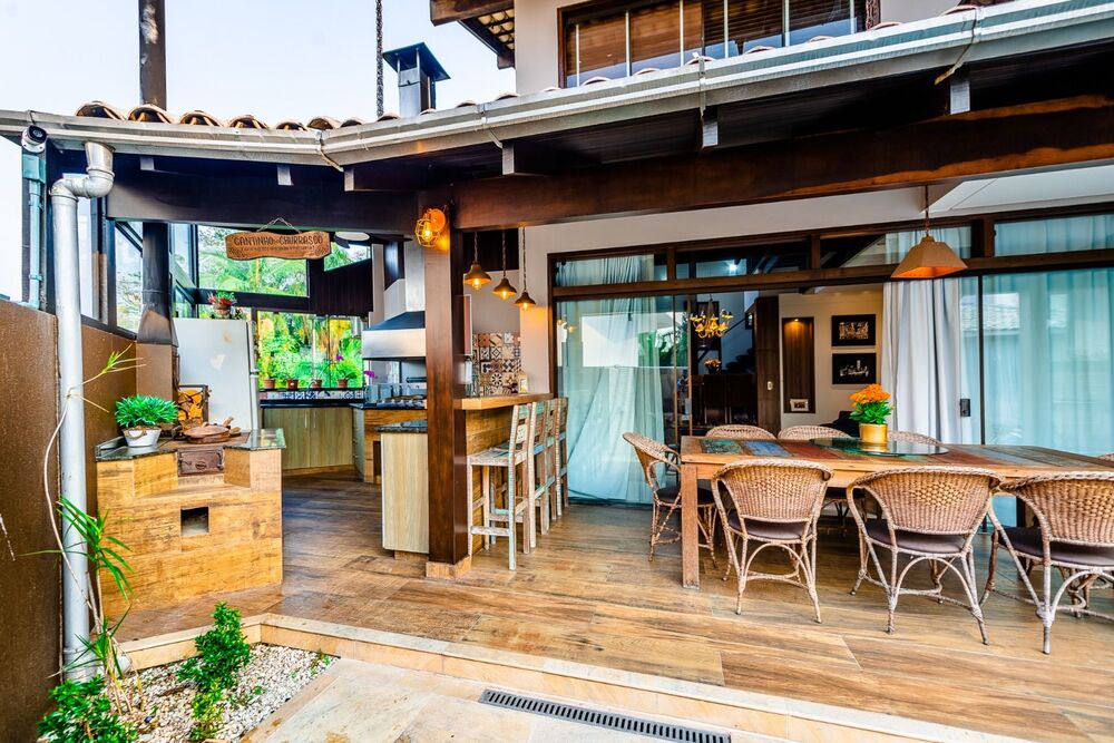Casa à venda com 3 quartos, 328m² - Foto 8