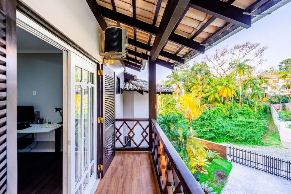 Casa à venda com 3 quartos, 328m² - Foto 31
