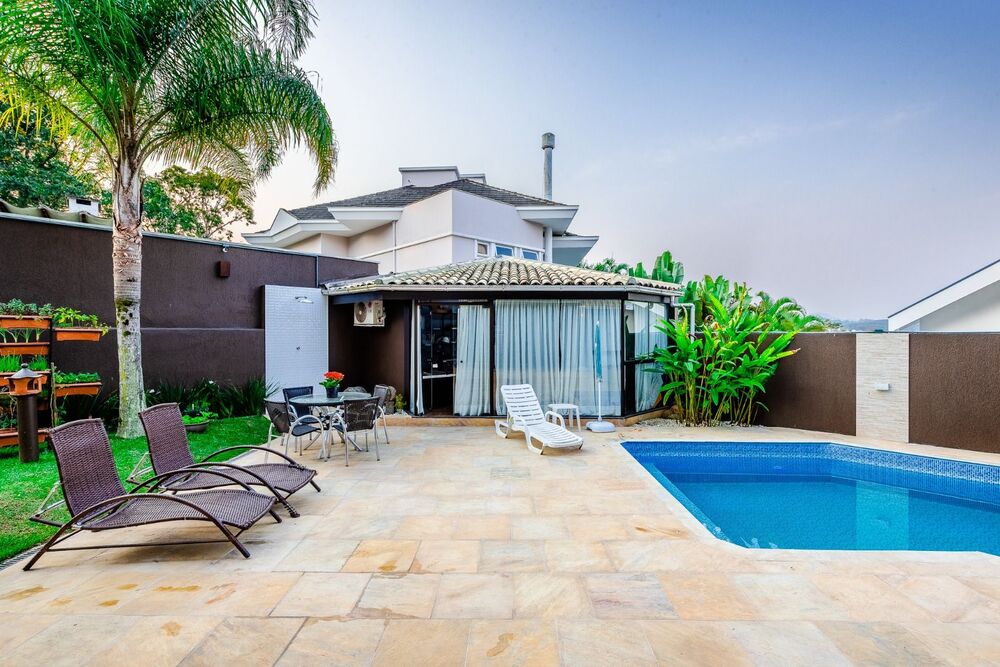 Casa à venda com 3 quartos, 328m² - Foto 10