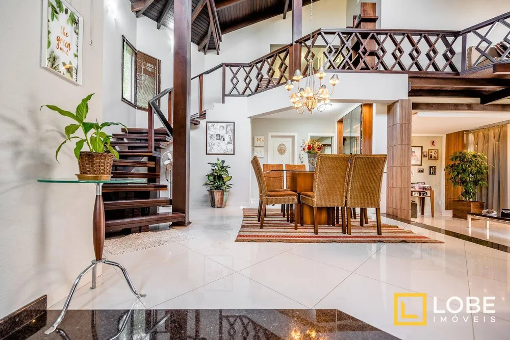 Casa, 3 quartos, 328 m² - Foto 42