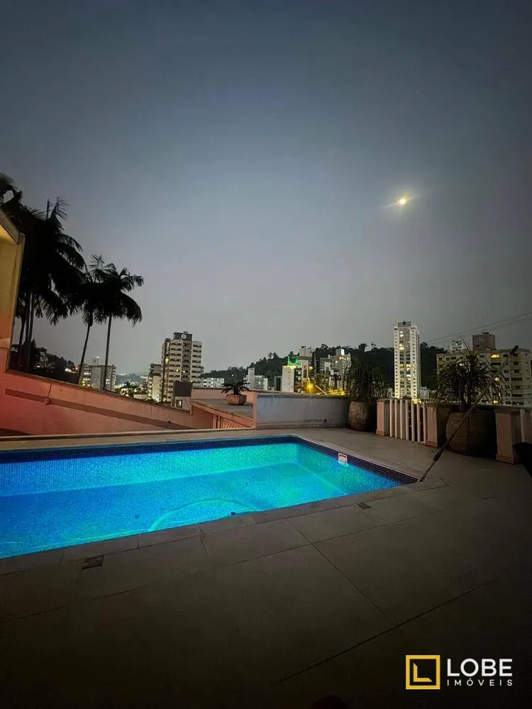 Casa, 4 quartos, 290 m² - Foto 12