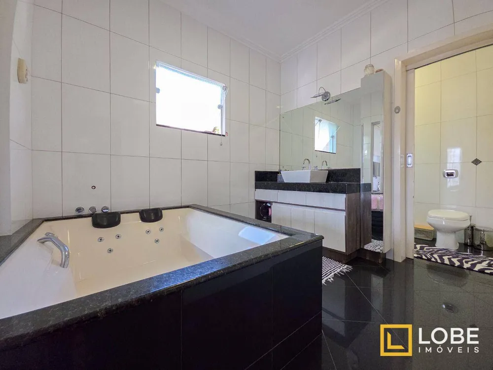 Casa, 4 quartos, 290 m² - Foto 6