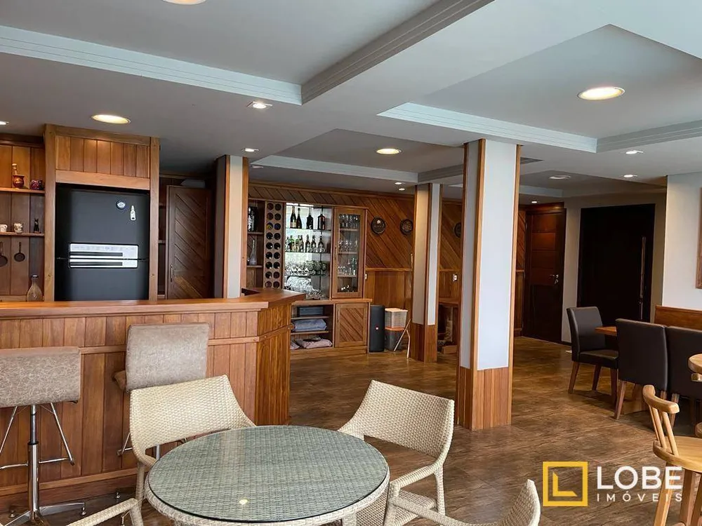 Casa, 4 quartos, 529 m² - Foto 2