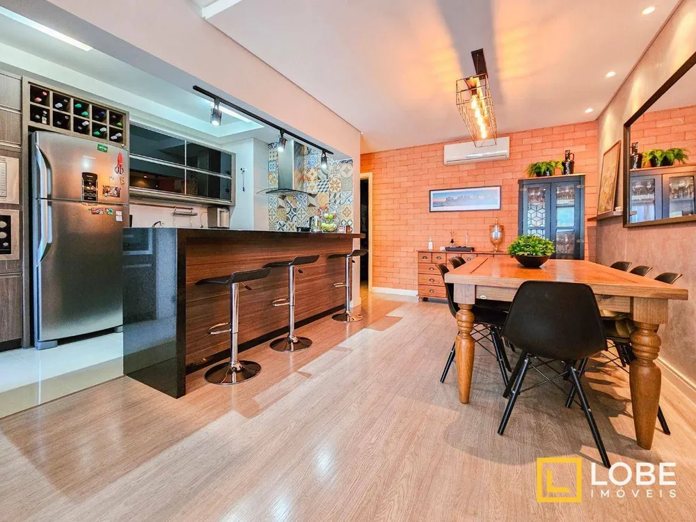 Apartamento, 3 quartos, 117 m² - Foto 2