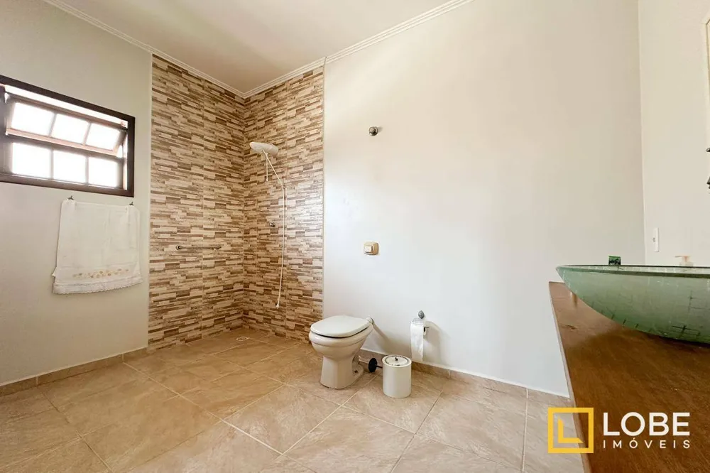 Casa, 4 quartos, 330 m² - Foto 11