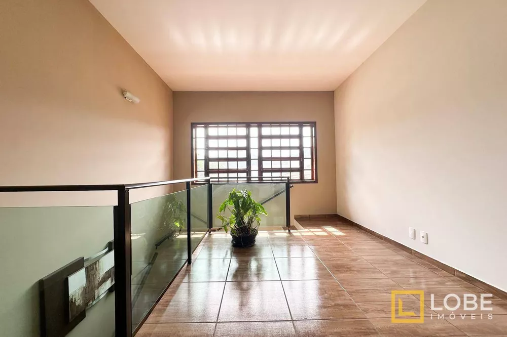 Casa, 4 quartos, 330 m² - Foto 7