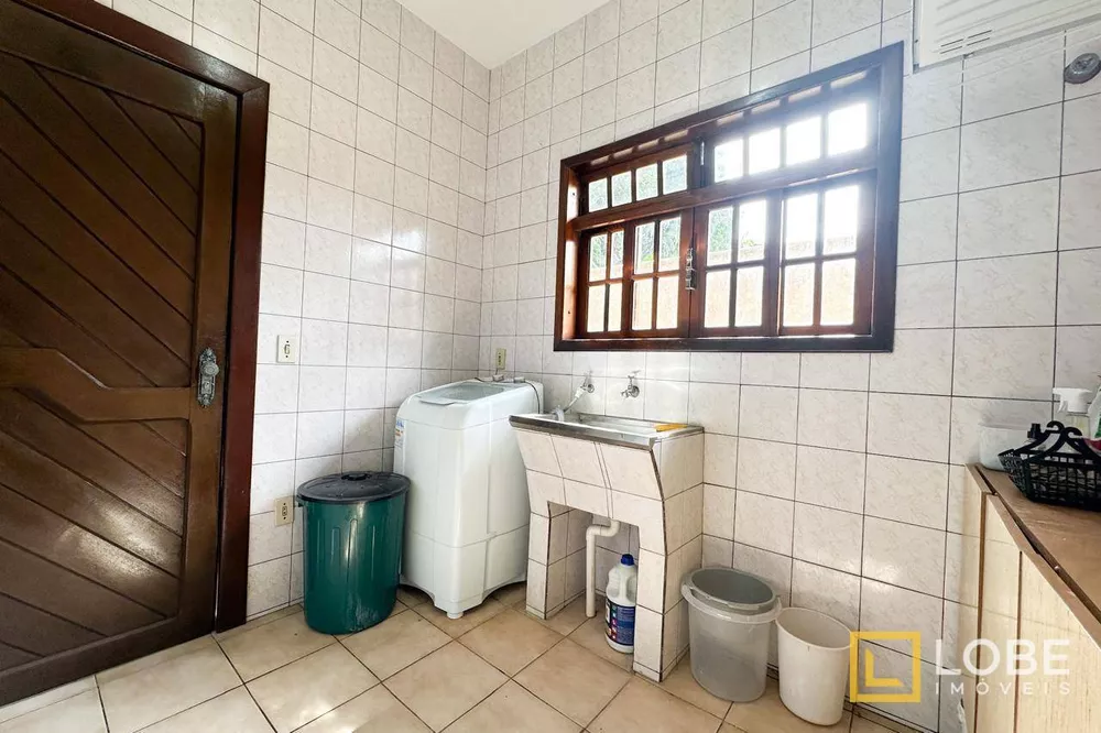 Casa, 4 quartos, 330 m² - Foto 3