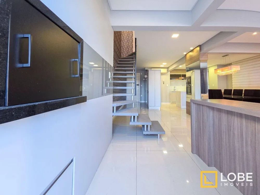 Apartamento, 3 quartos, 252 m² - Foto 4