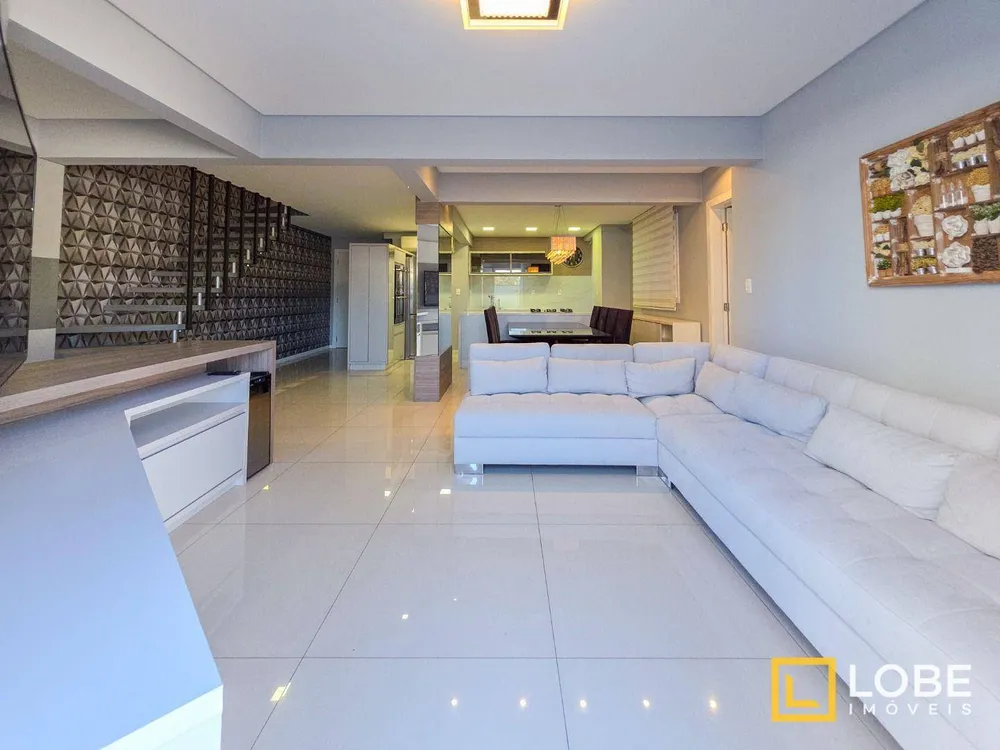 Apartamento, 3 quartos, 252 m² - Foto 1