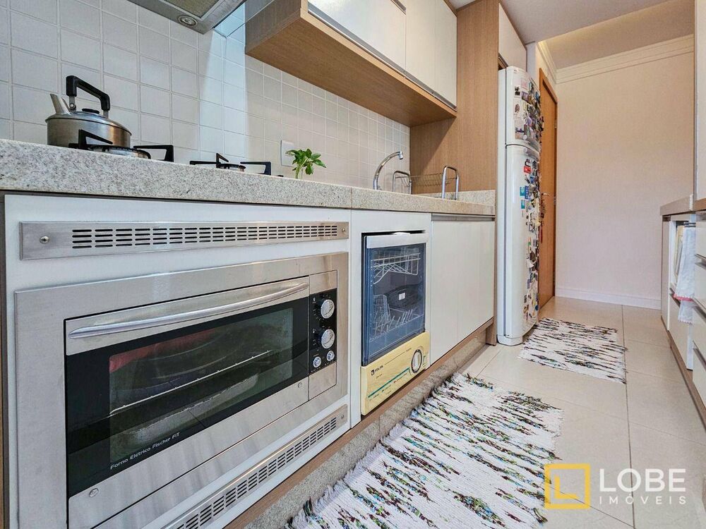 Apartamento à venda com 3 quartos, 76m² - Foto 7