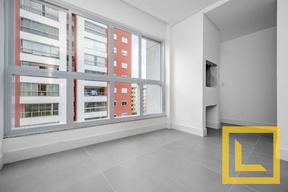 Apartamento, 3 quartos, 106 m² - Foto 2