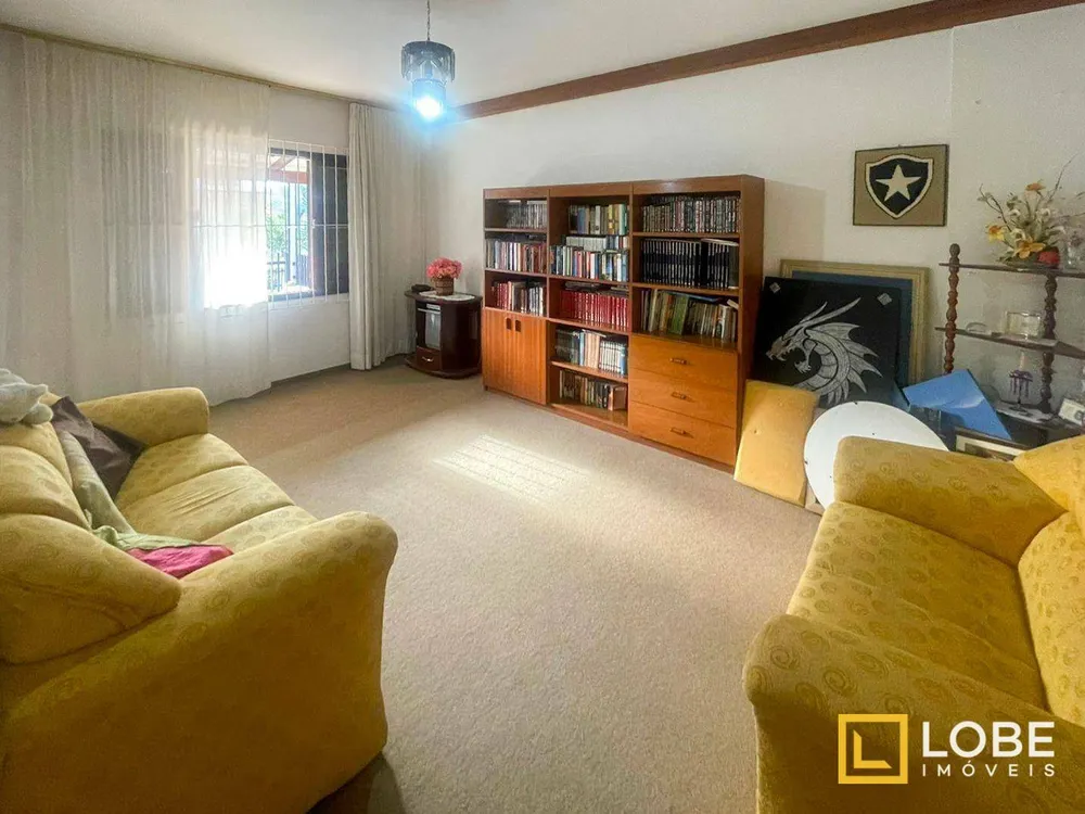 Casa, 3 quartos, 207 m² - Foto 4