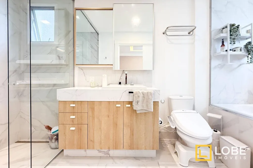 Apartamento, 4 quartos, 193 m² - Foto 2