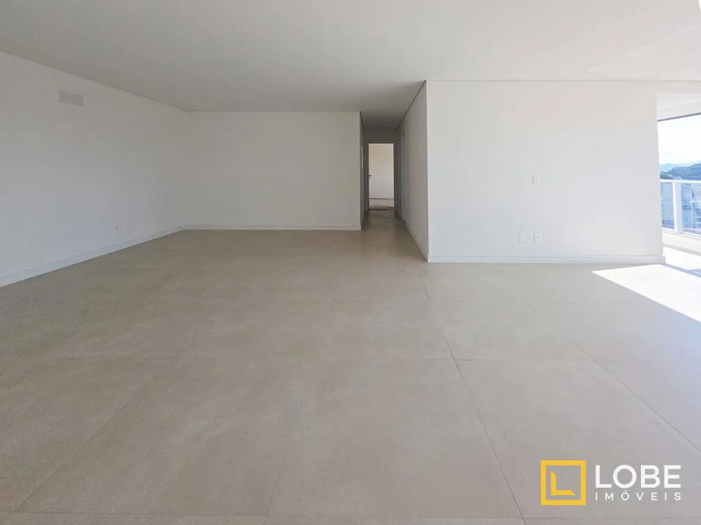 Apartamento, 3 quartos, 126 m² - Foto 2