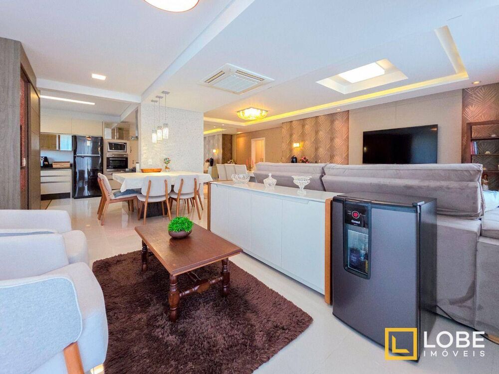 Apartamento, 3 quartos, 176 m² - Foto 2