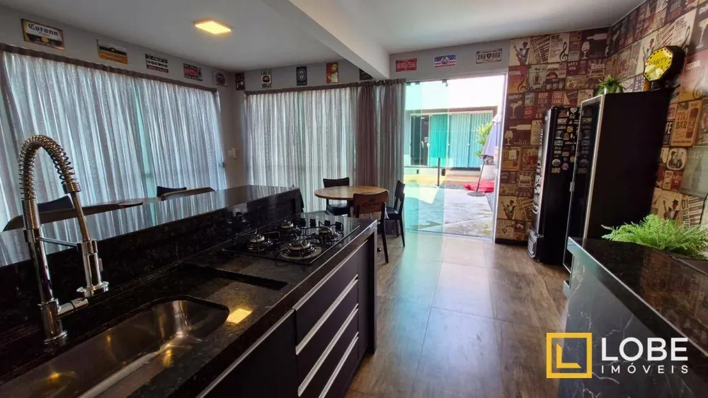 Casa, 3 quartos, 175 m² - Foto 2