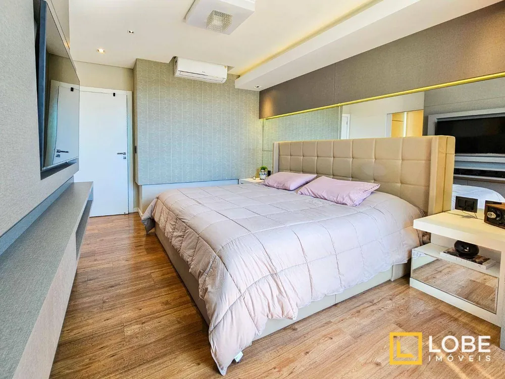 Cobertura, 3 quartos, 228 m² - Foto 5