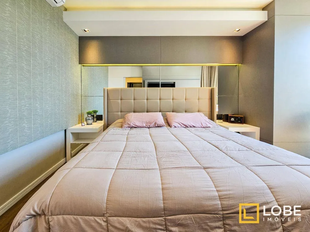 Cobertura, 3 quartos, 228 m² - Foto 4