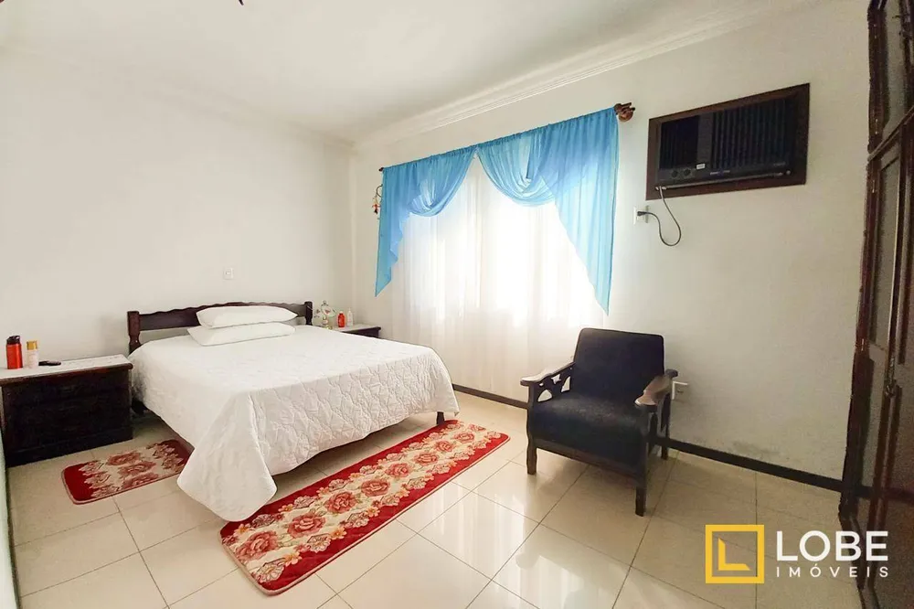 Casa, 4 quartos, 220 m² - Foto 4