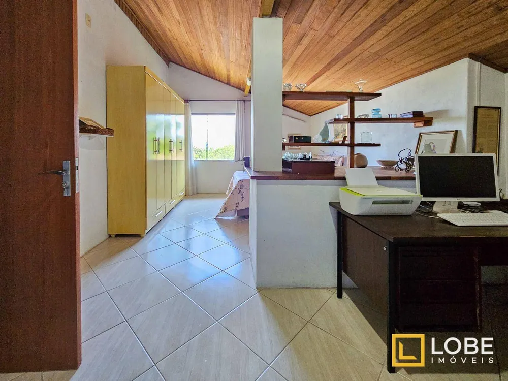 Casa, 4 quartos, 272 m² - Foto 9
