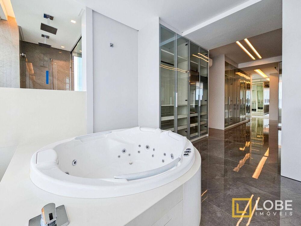 Cobertura, 3 quartos, 318 m² - Foto 13