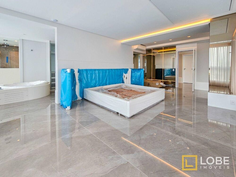 Cobertura, 3 quartos, 318 m² - Foto 12