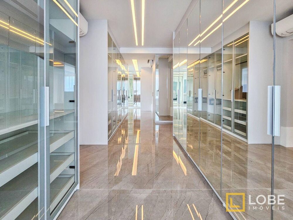 Cobertura, 3 quartos, 318 m² - Foto 10