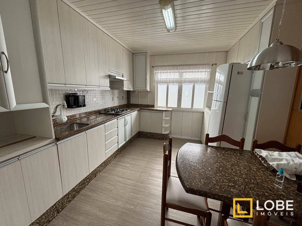 Casa, 3 quartos, 214 m² - Foto 5