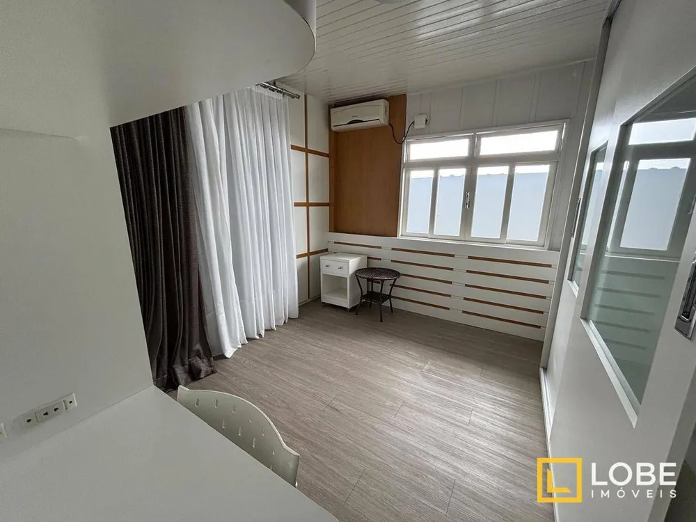 Casa, 3 quartos, 214 m² - Foto 10