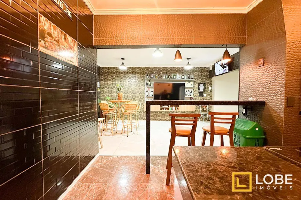 Casa, 4 quartos, 198 m² - Foto 4