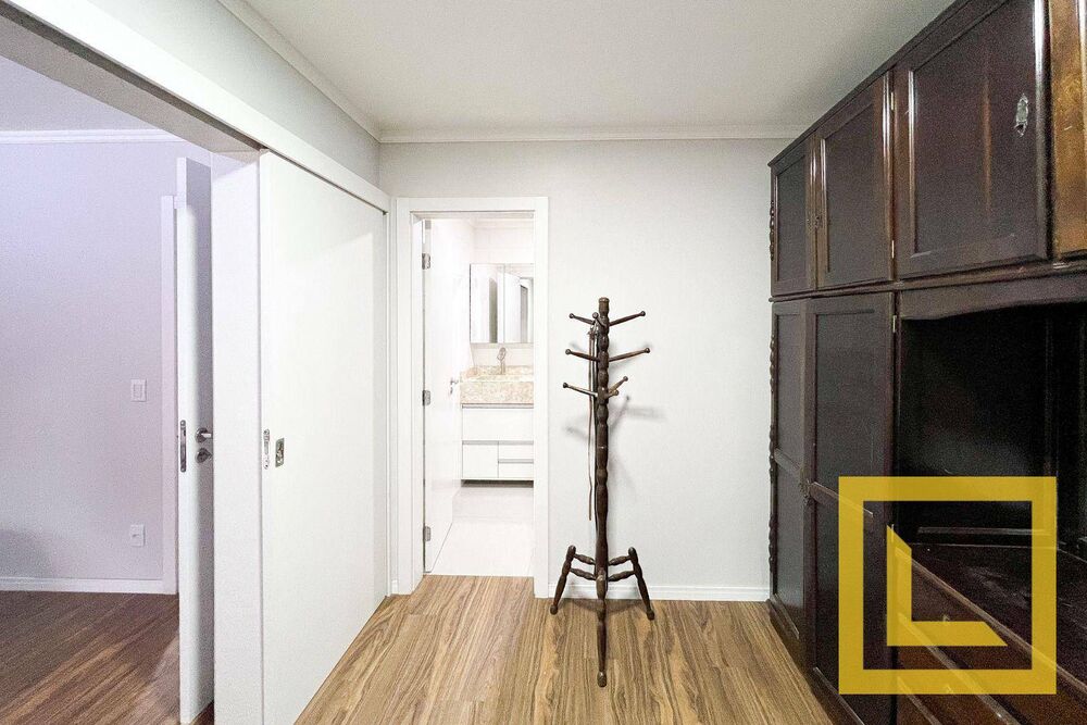 Casa, 4 quartos, 320 m² - Foto 9