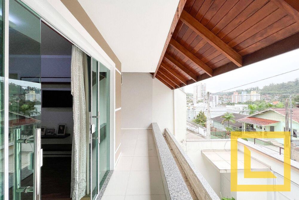 Casa, 4 quartos, 320 m² - Foto 3