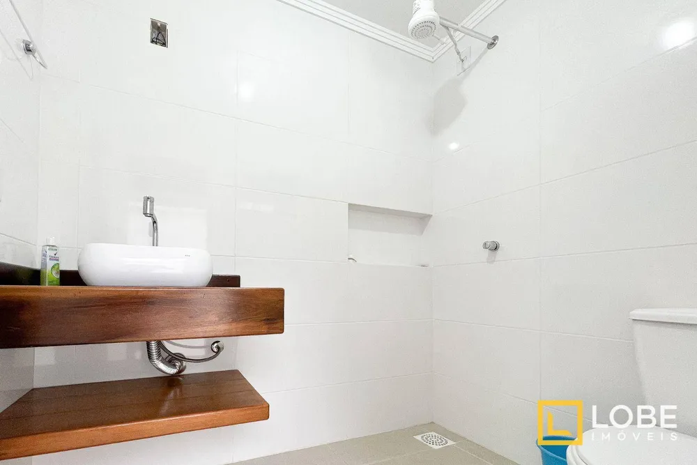Casa, 4 quartos, 320 m² - Foto 38