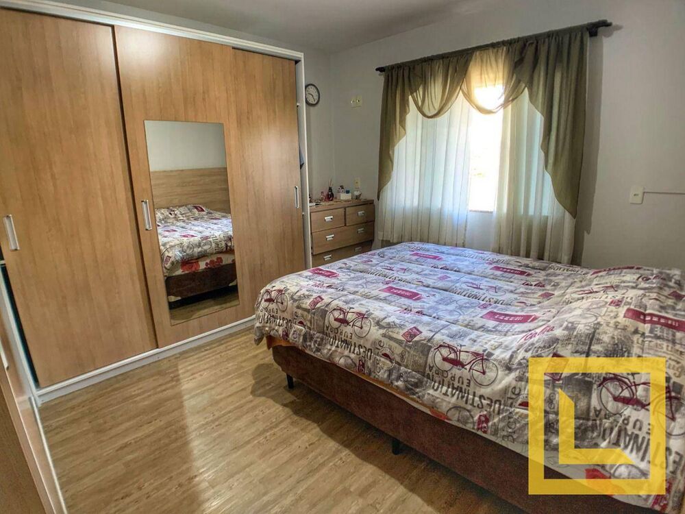 Casa à venda com 3 quartos, 192m² - Foto 9